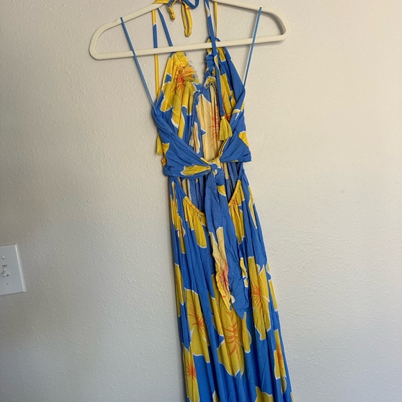 Blue and yellow floral maxi with slit - Picture 4 of 5